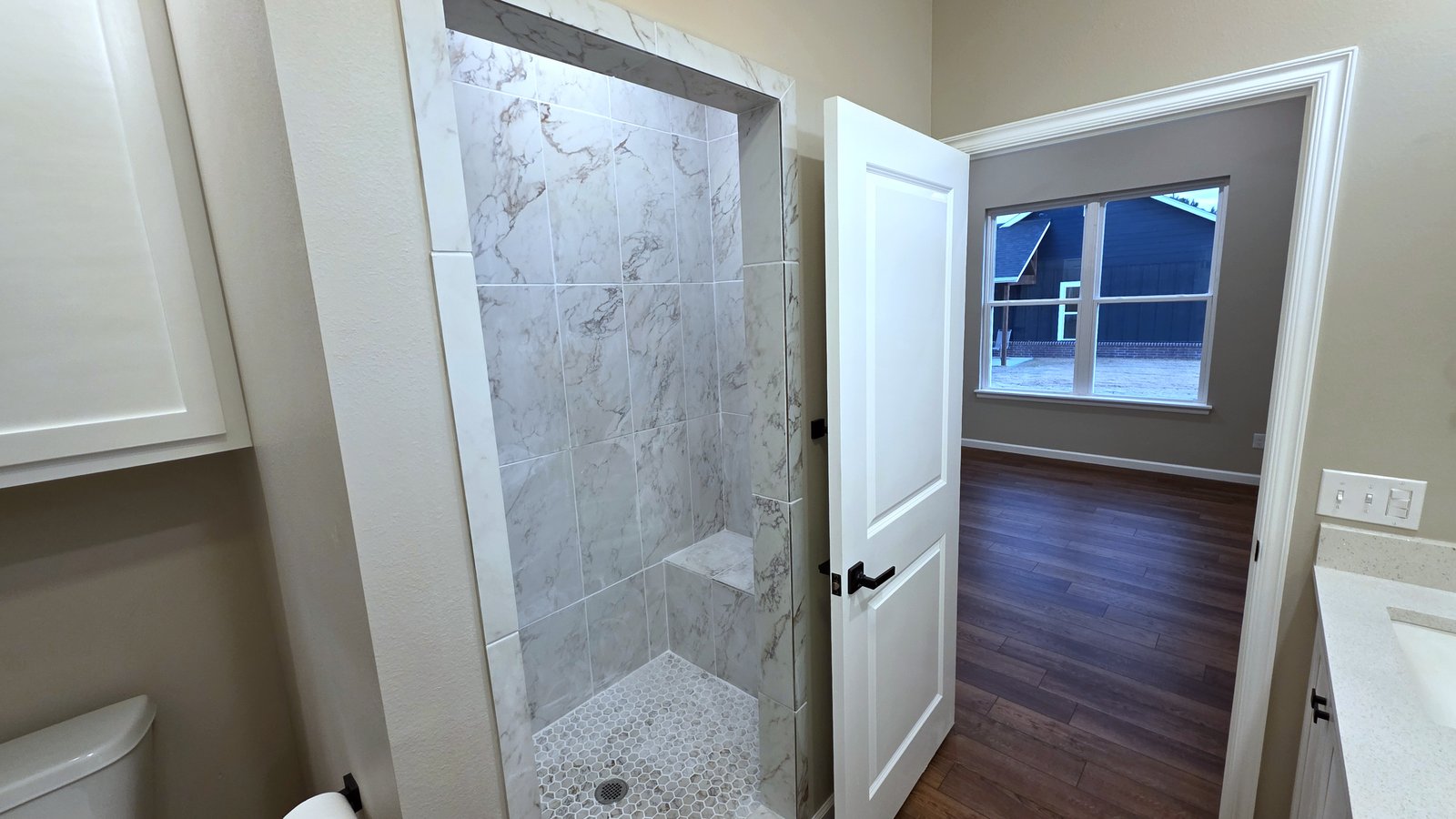 Laundry room with custom cabinetry